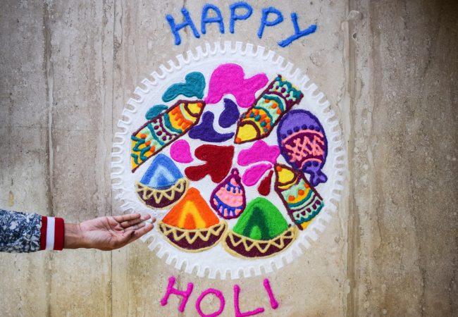 Budget-Friendly Holi Decor Ideas for an Exciting House Makeover